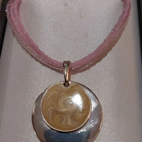 New Ladies Necklace    - Picture 3 of 7